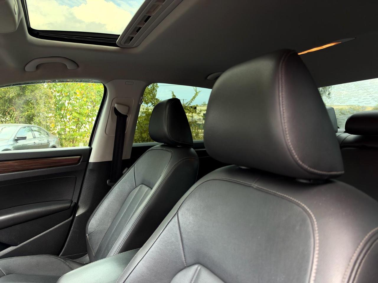 Volkswagen Passat 2.0T SEL Auto 2020