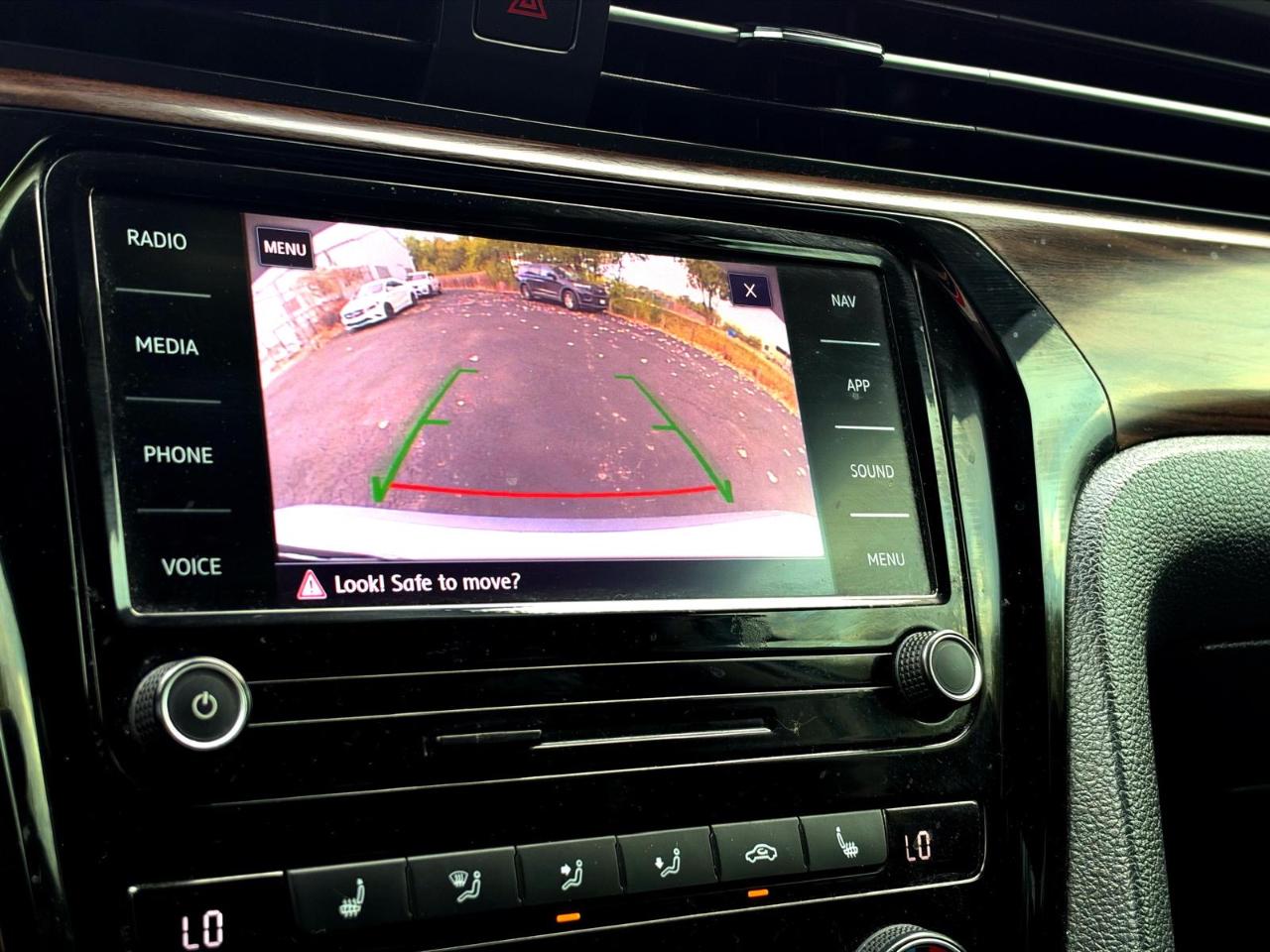 Volkswagen Passat 2.0T SEL Auto 2020