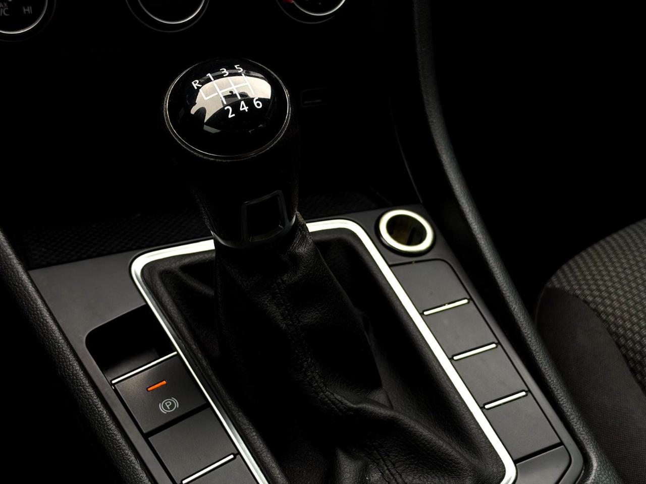 Volkswagen Jetta S Manual w/SULEV 2019