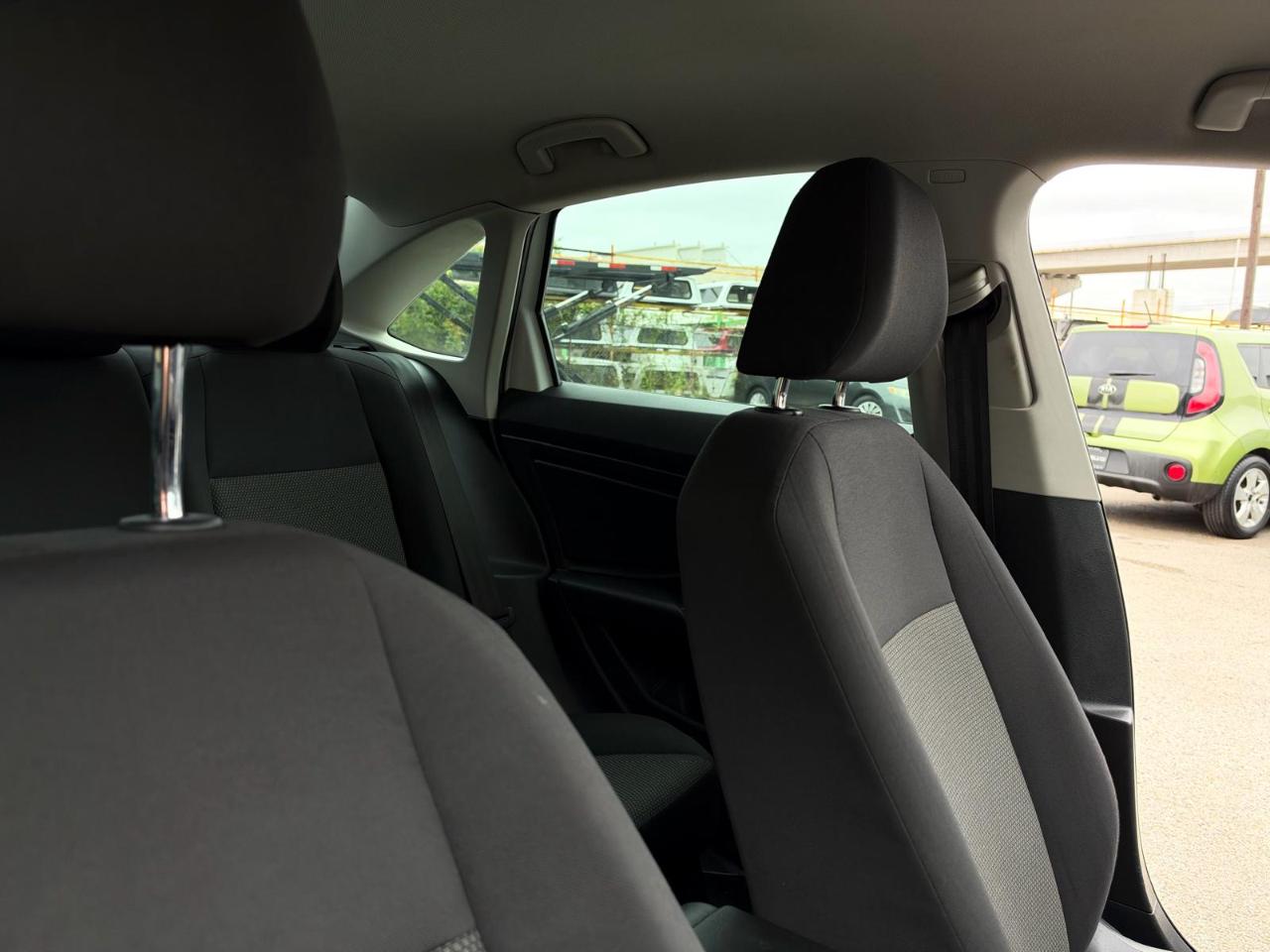 Volkswagen Jetta S Manual w/SULEV 2019
