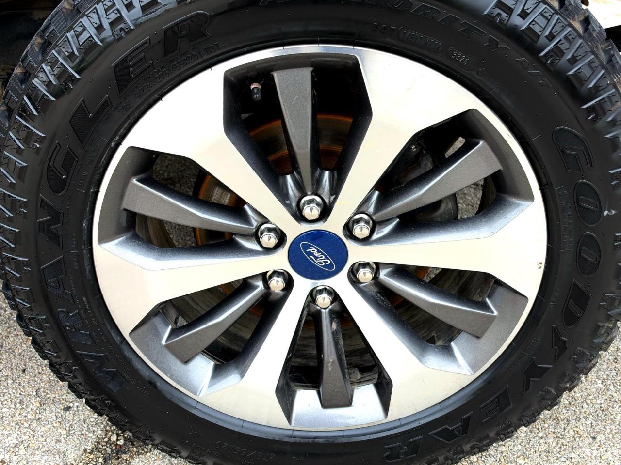 Ford F-150 4WD SuperCab 145" STX 2019