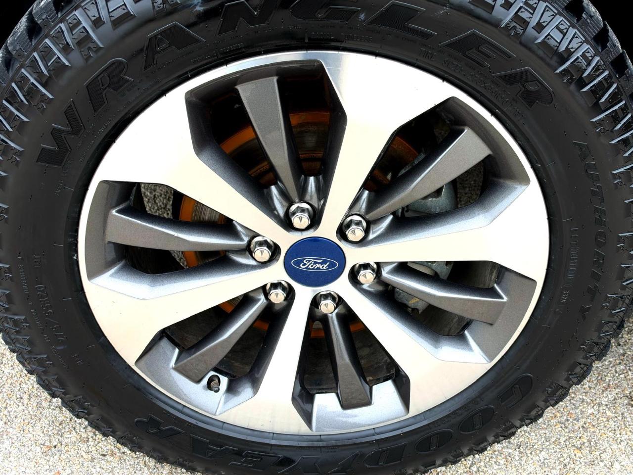 Ford F-150 4WD SuperCab 145" STX 2019