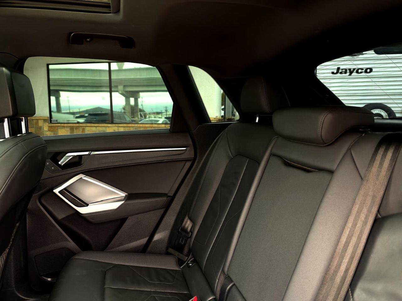 Audi Q3 Premium 45 TFSI quattro 2020