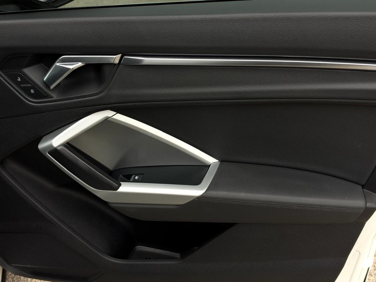 Audi Q3 Premium 45 TFSI quattro 2020