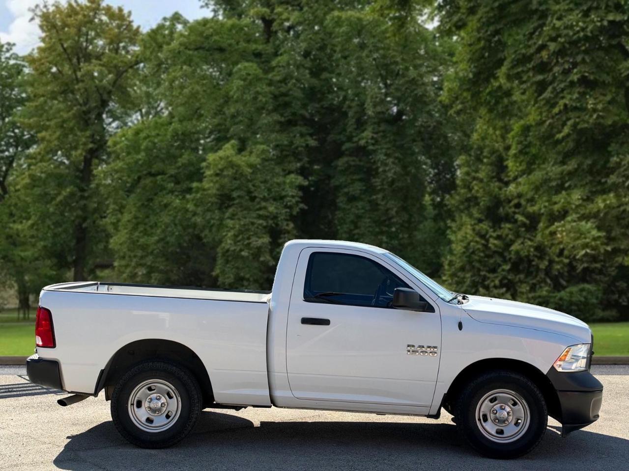 RAM 1500 Tradesman 4x2 Reg Cab 6'4" Box 2018