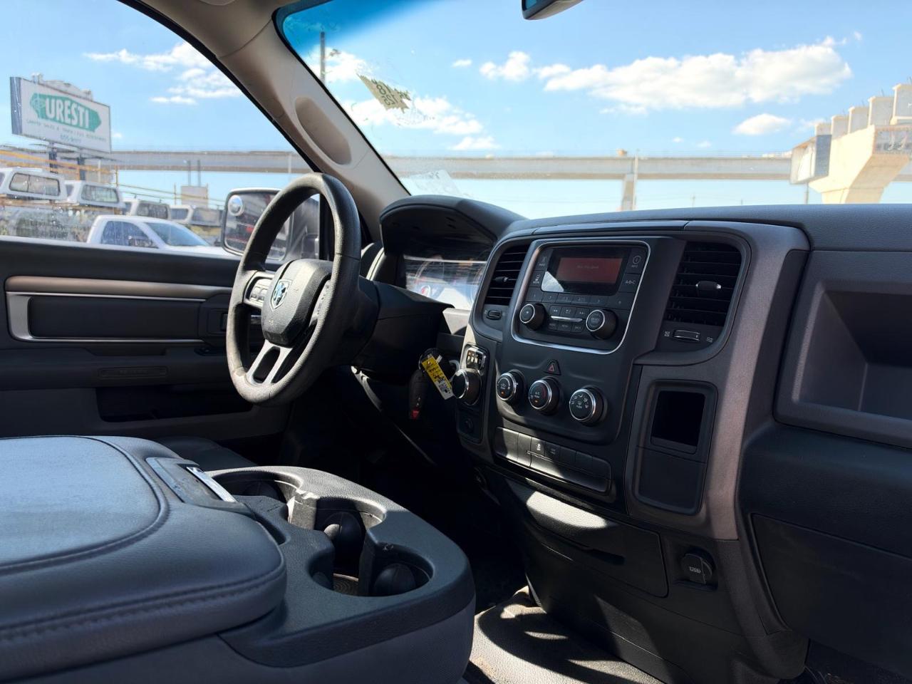 RAM 1500 Tradesman 4x2 Reg Cab 6'4" Box 2018