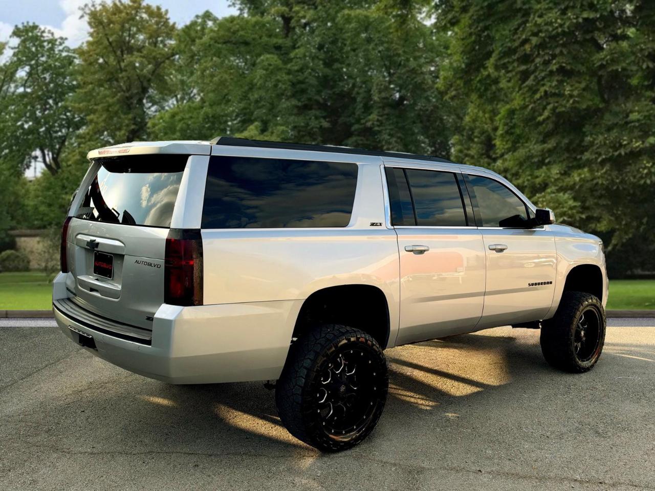 Chevrolet Suburban Z71  2020