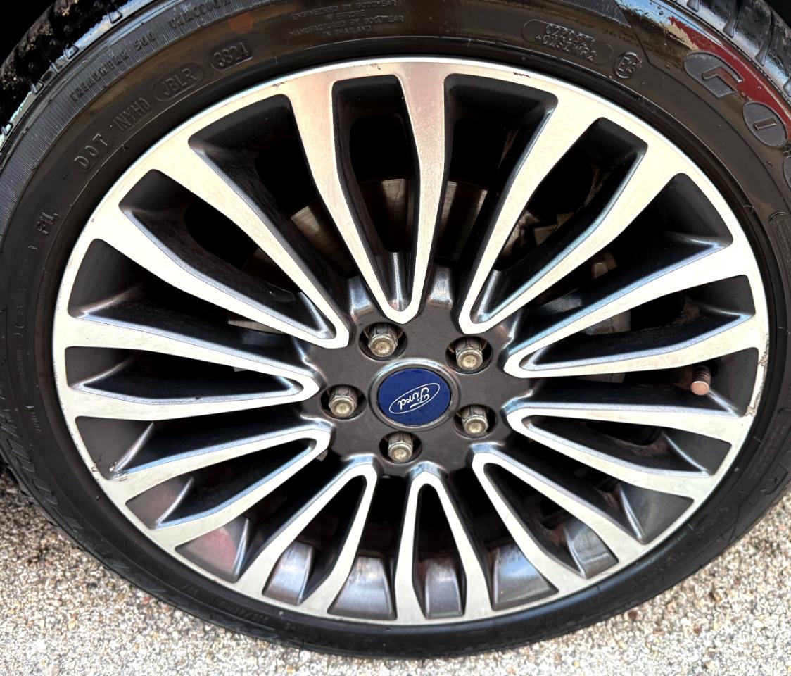 Ford Fusion Titanium FWD 2017