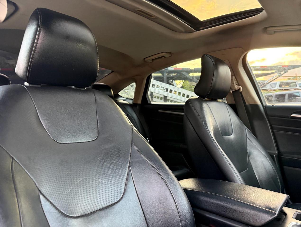Ford Fusion Titanium FWD 2017