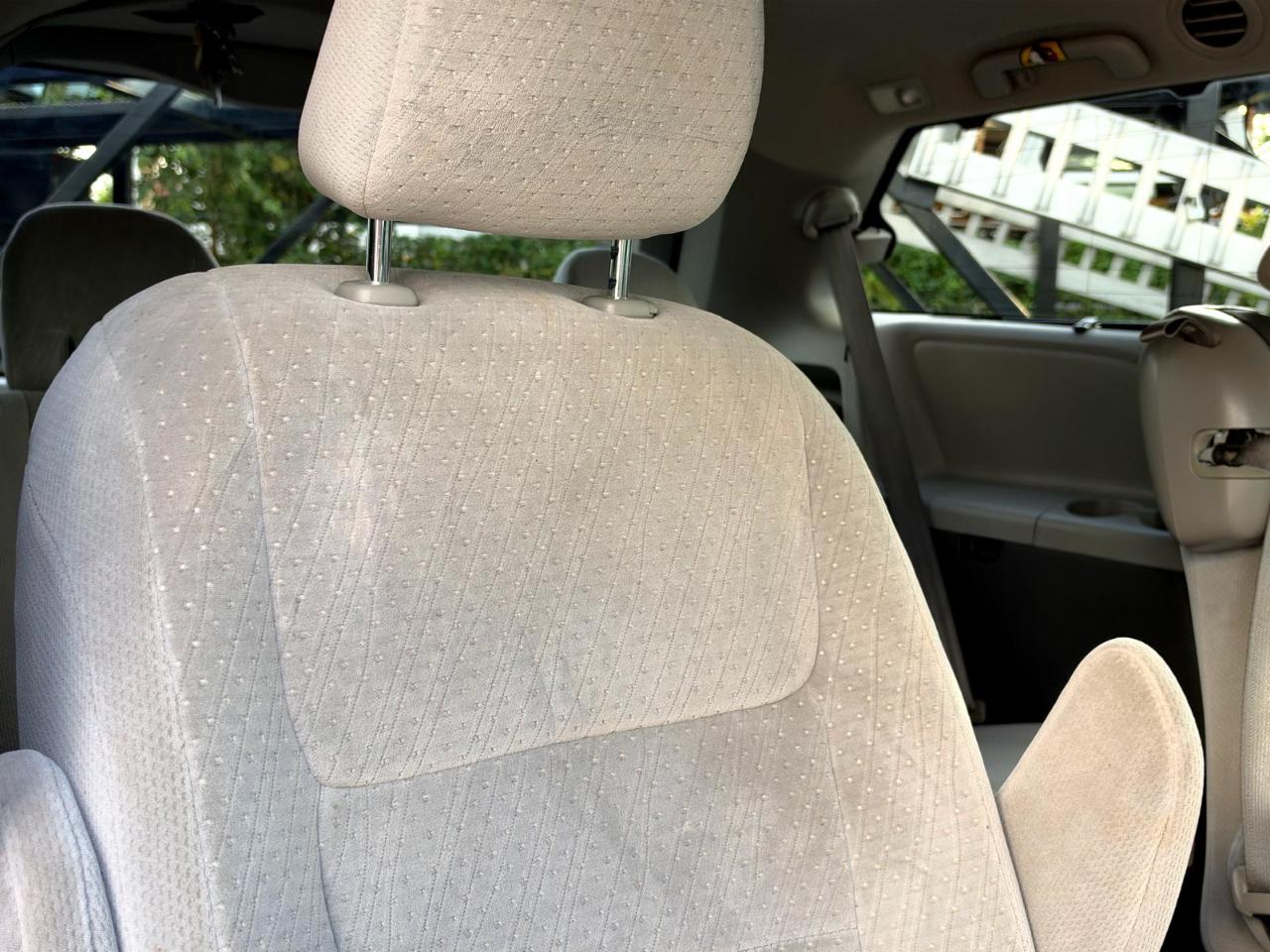 Toyota Sienna 5dr 8-Pass Van LE FWD (Natl) 2015