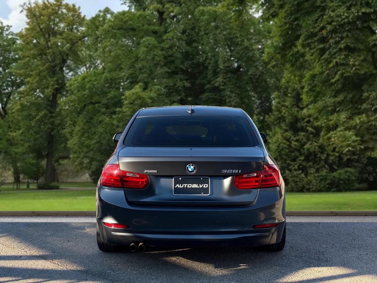 BMW 3 Series 4dr Sdn 328i xDrive AWD SULEV 2015