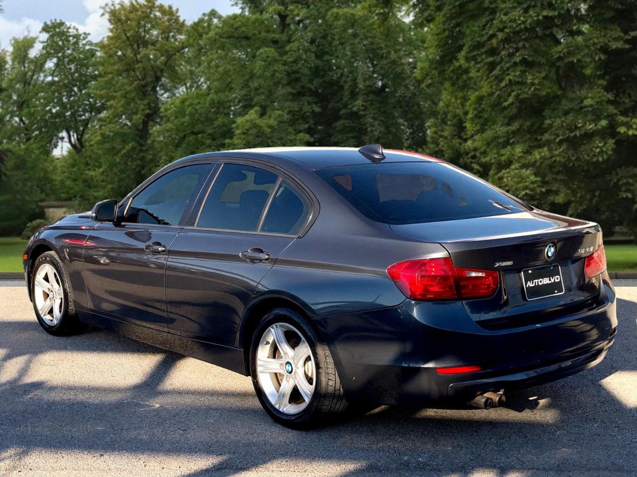 BMW 3 Series 4dr Sdn 328i xDrive AWD SULEV 2015