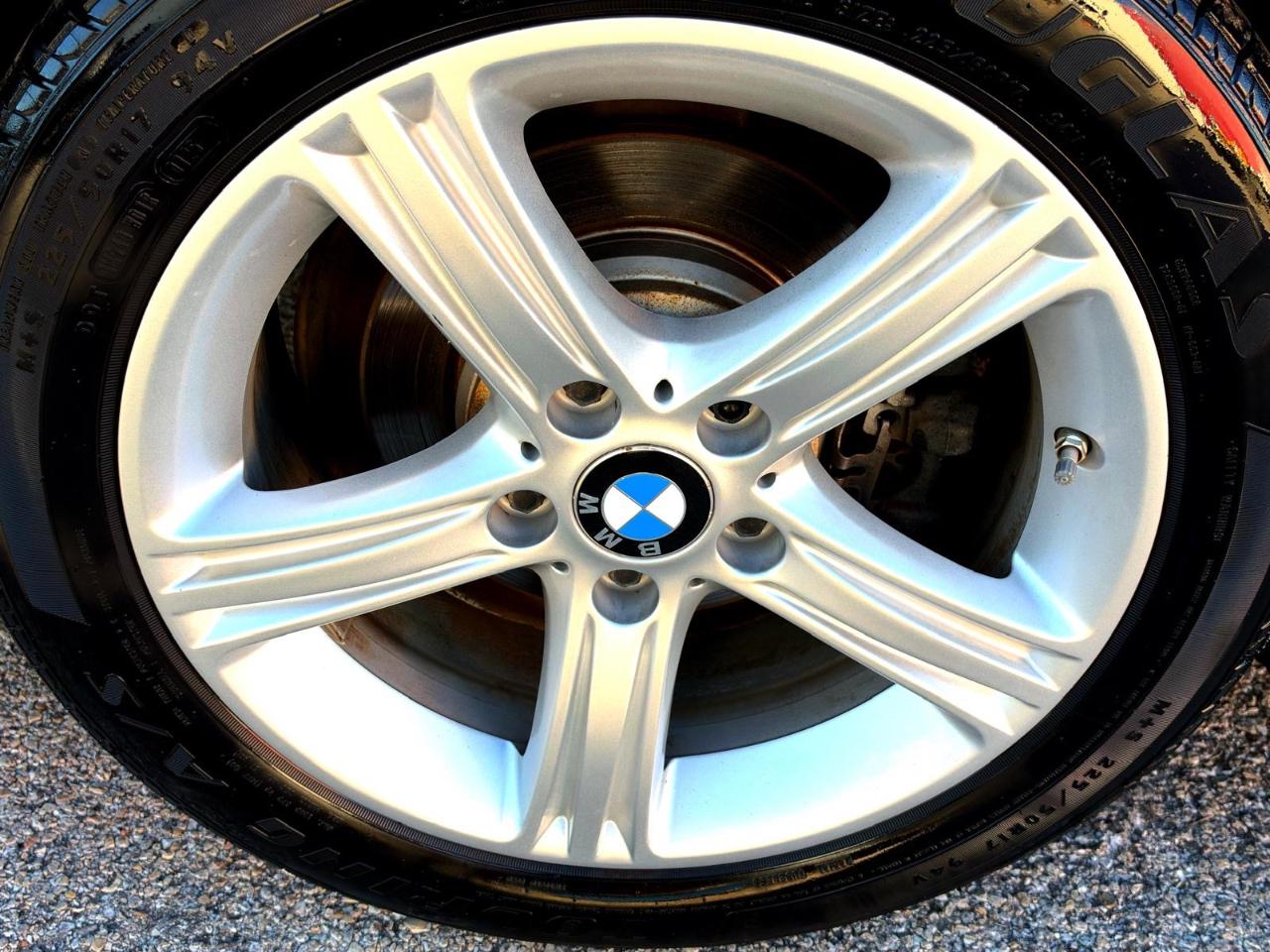 BMW 3 Series 4dr Sdn 328i xDrive AWD SULEV 2015