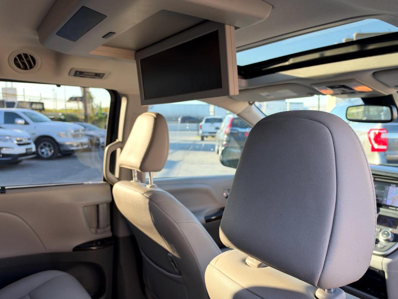 Toyota Sienna XLE Auto Access Seat FWD 7-Passenger (Natl) 2020