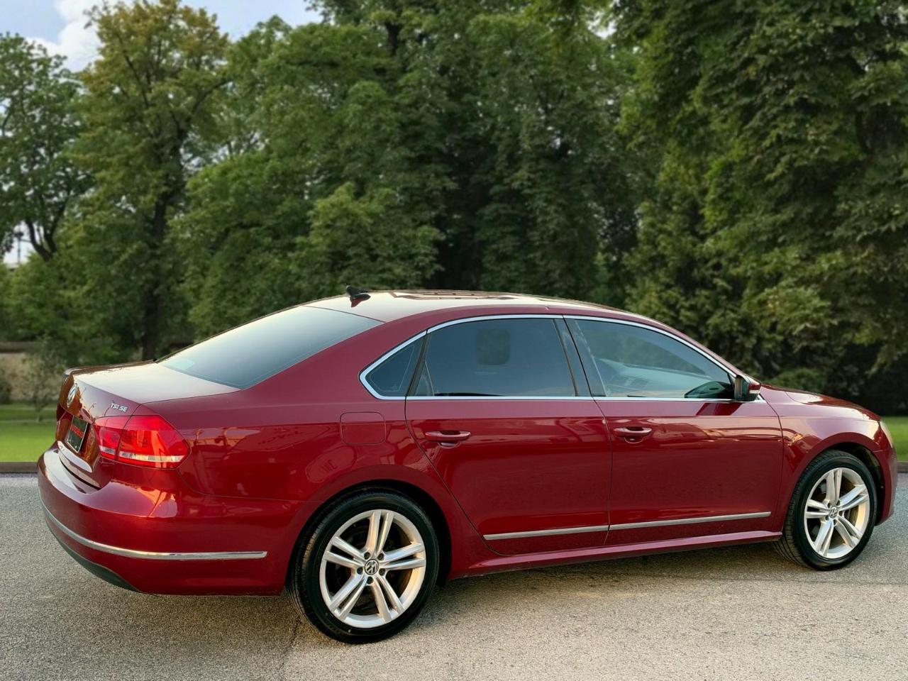 Volkswagen Passat 4dr Sdn 1.8T Auto Sport 2015