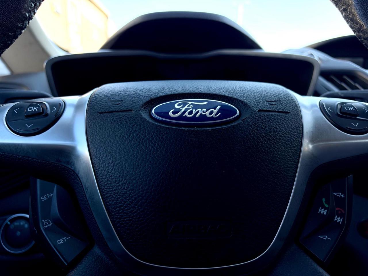 Ford C-Max Hybrid SE FWD 2018