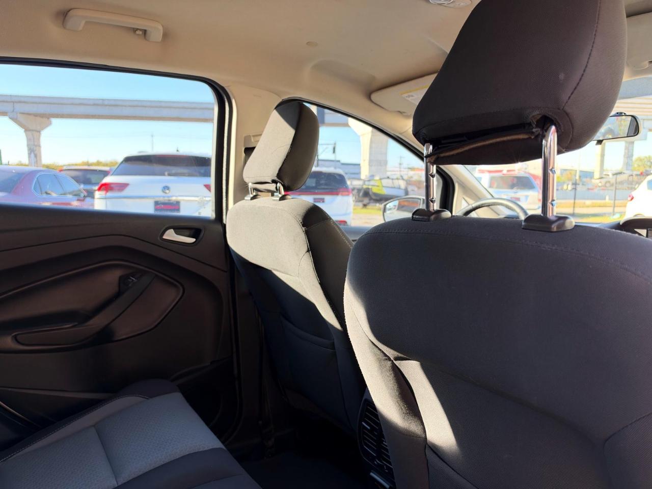 Ford C-Max Hybrid SE FWD 2018