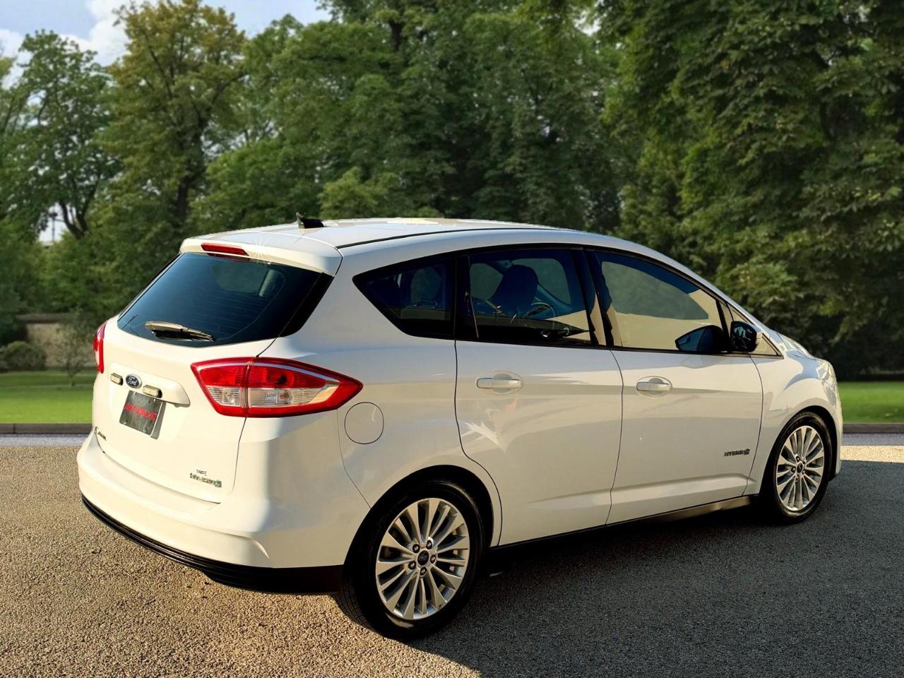 Ford C-Max Hybrid SE FWD 2018