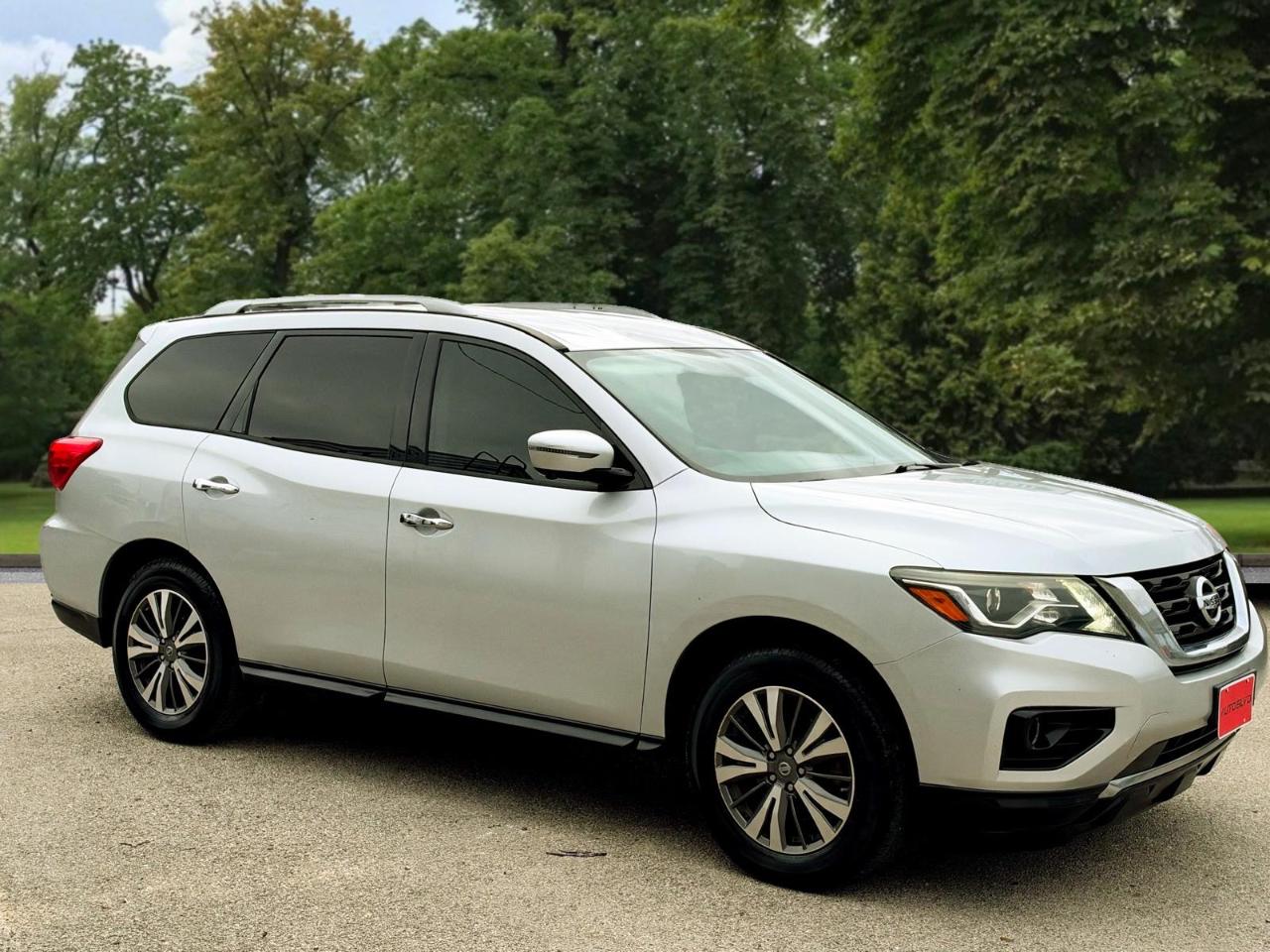 Nissan Pathfinder FWD SL 2018