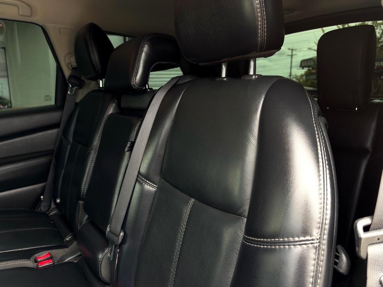 Nissan Pathfinder FWD SL 2018