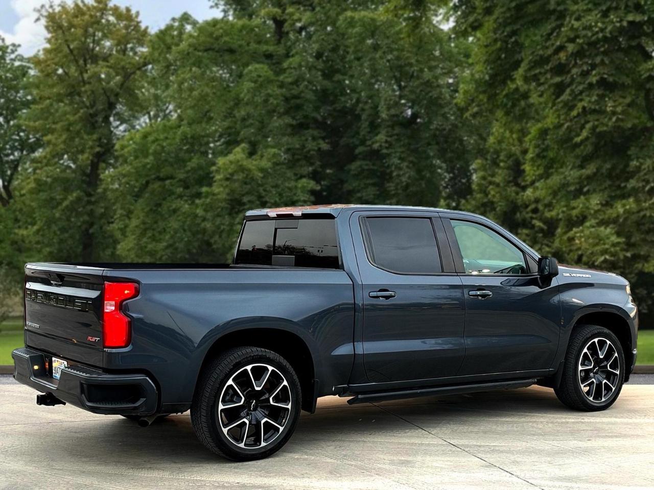 Chevrolet Silverado 1500 2WD Crew Cab 147" RST 2021