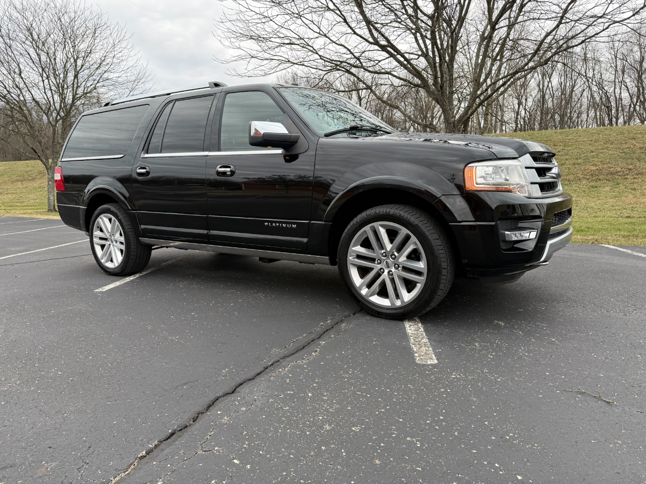 Ford Expedition EL Platinum 4WD 2017