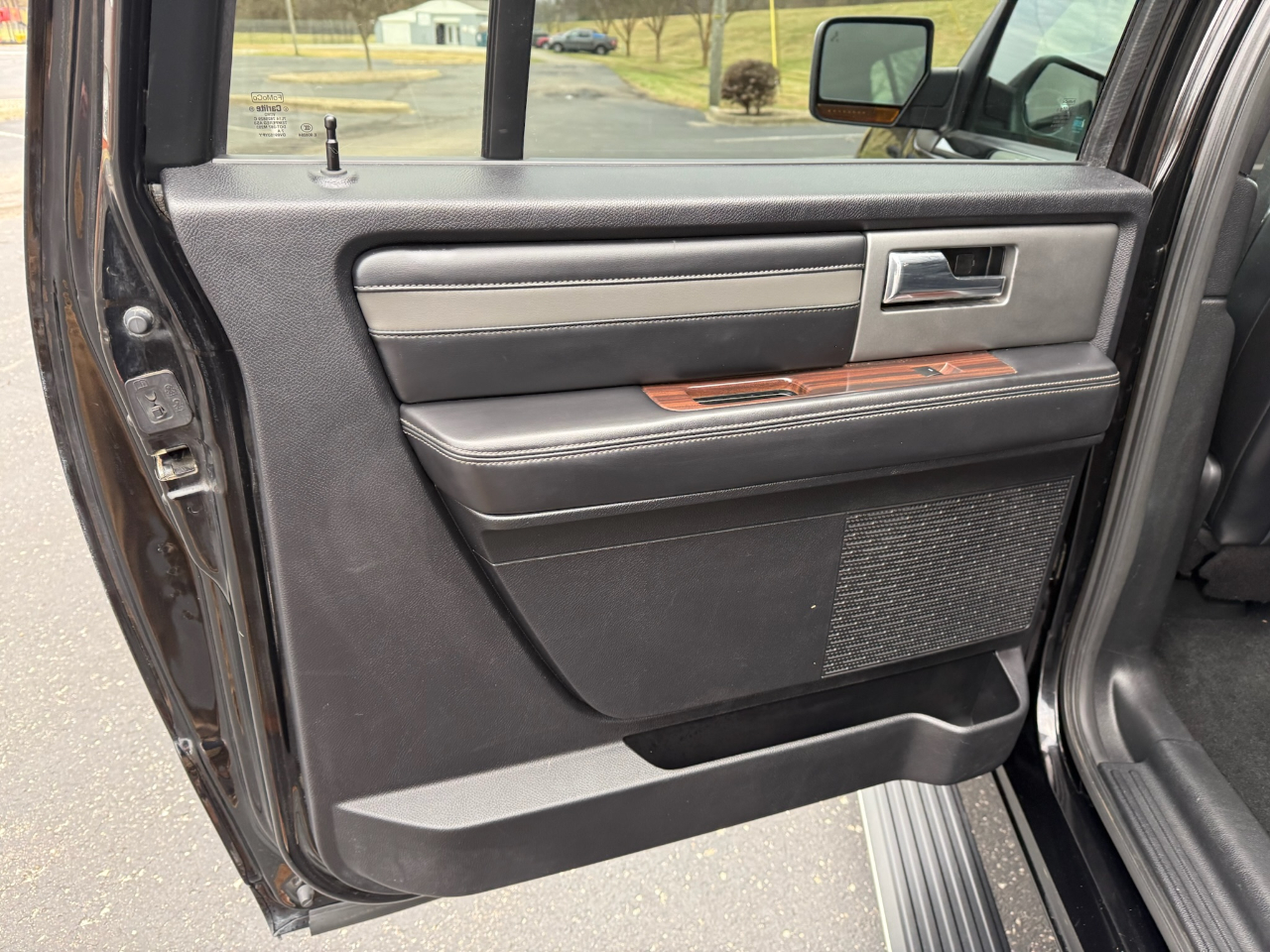 Ford Expedition EL Platinum 4WD 2017