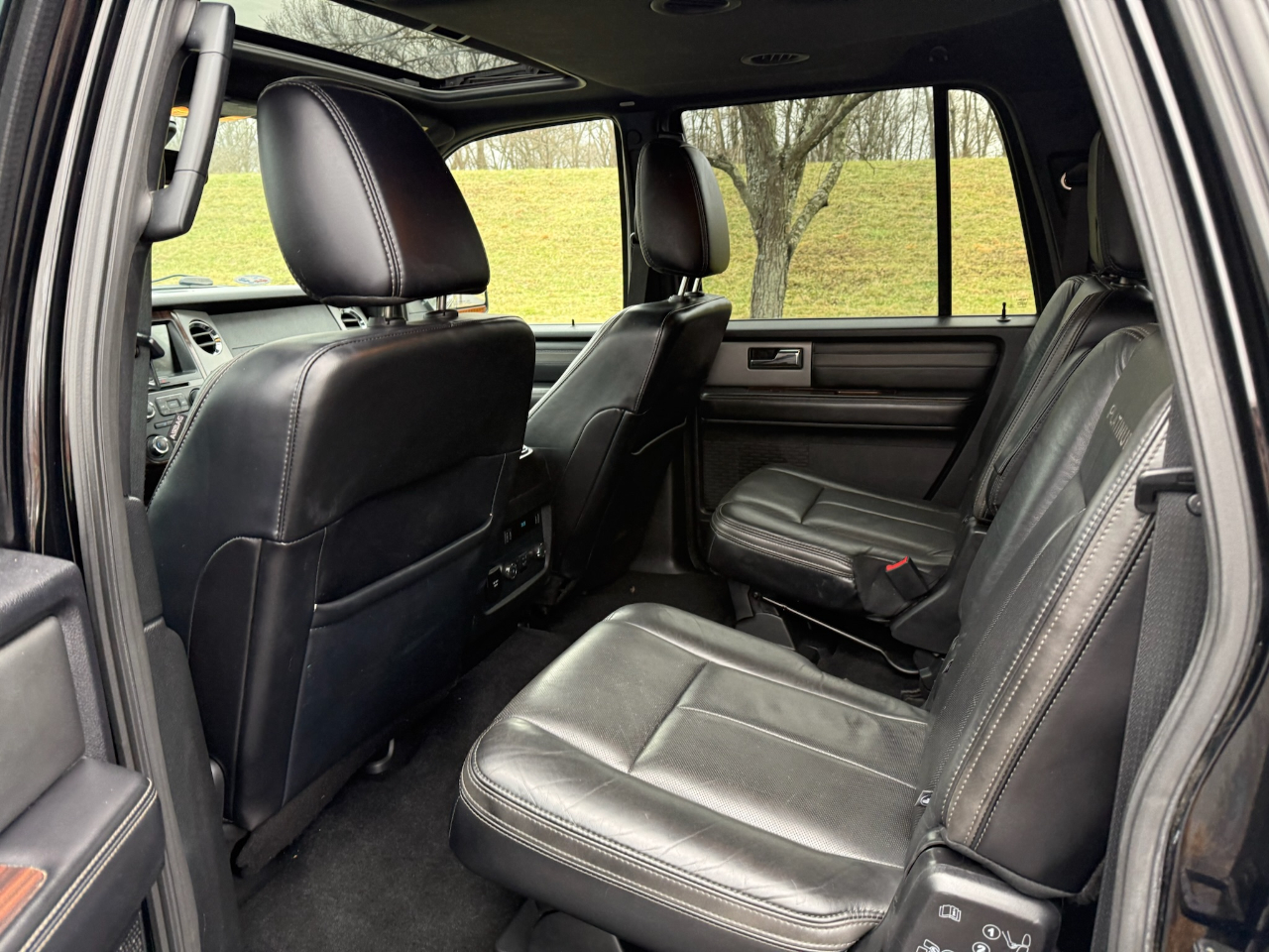 Ford Expedition EL Platinum 4WD 2017