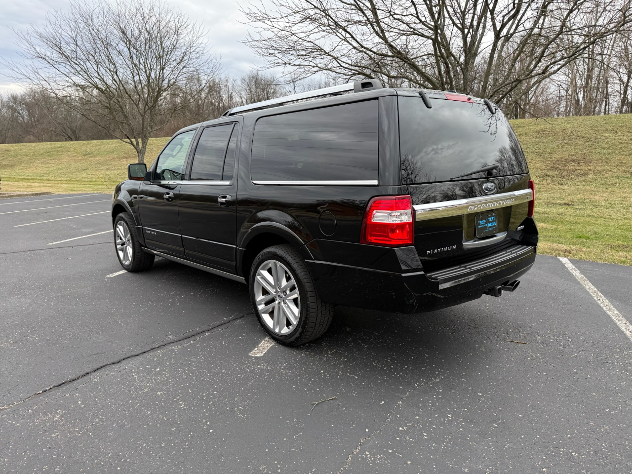 Ford Expedition EL Platinum 4WD 2017