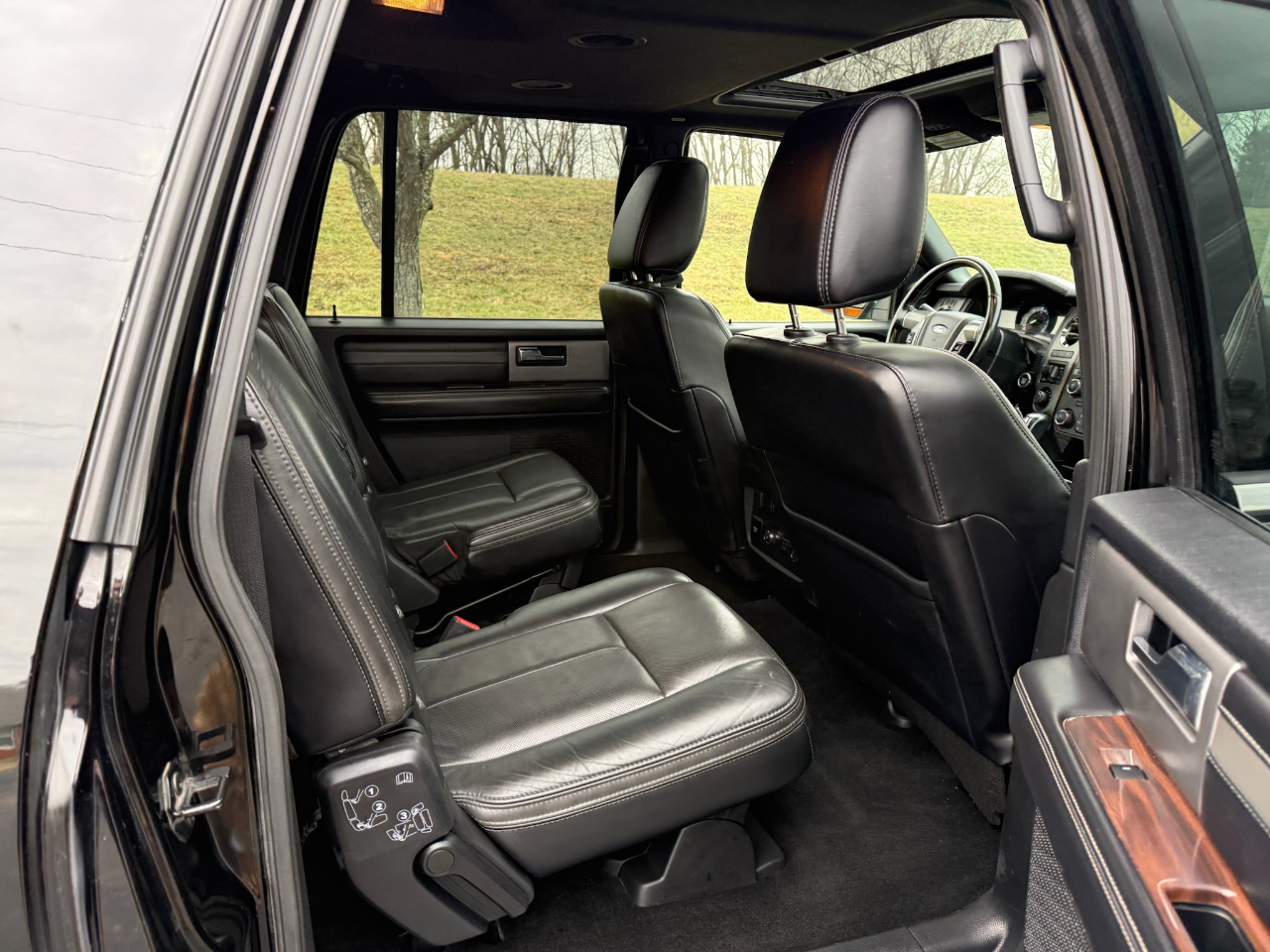 Ford Expedition EL Platinum 4WD 2017