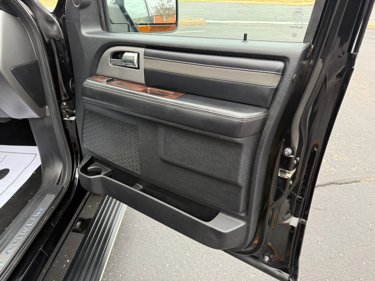 Ford Expedition EL Platinum 4WD 2017