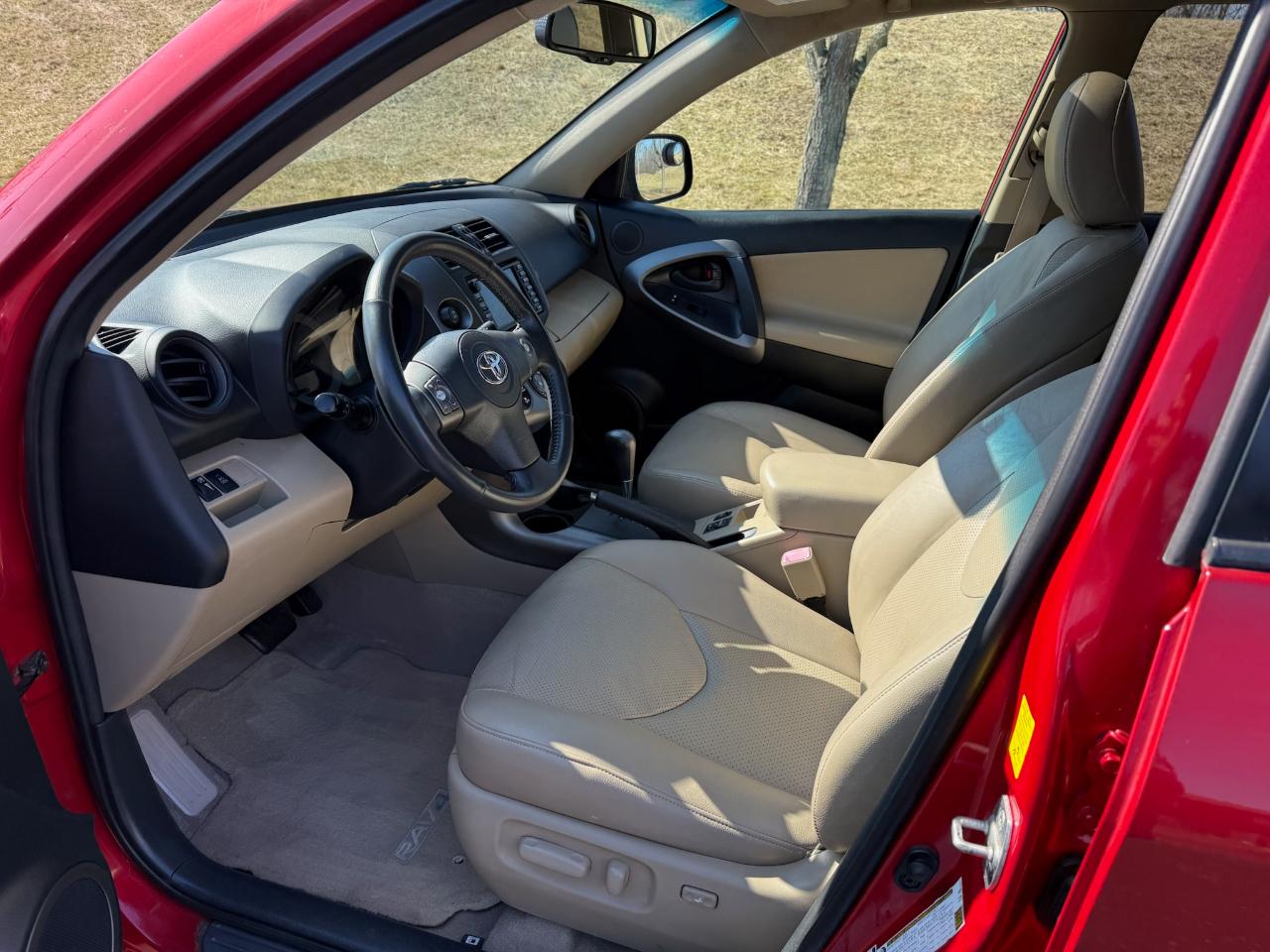 Toyota RAV4 Limited I4 4WD 2010