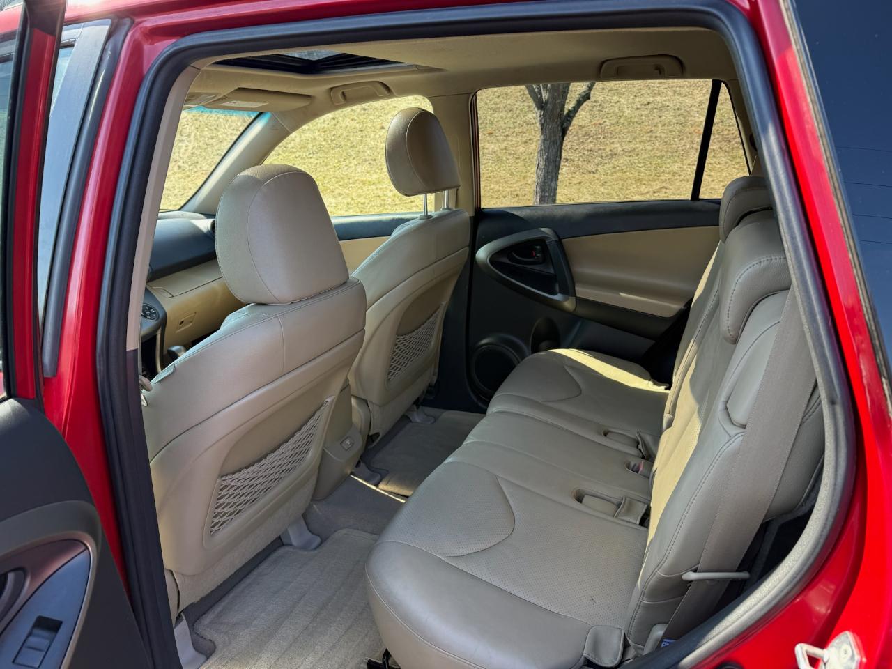 Toyota RAV4 Limited I4 4WD 2010