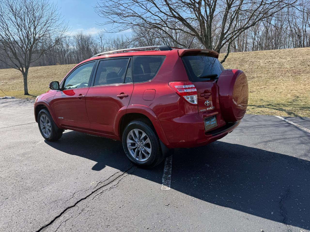 Toyota RAV4 Limited I4 4WD 2010