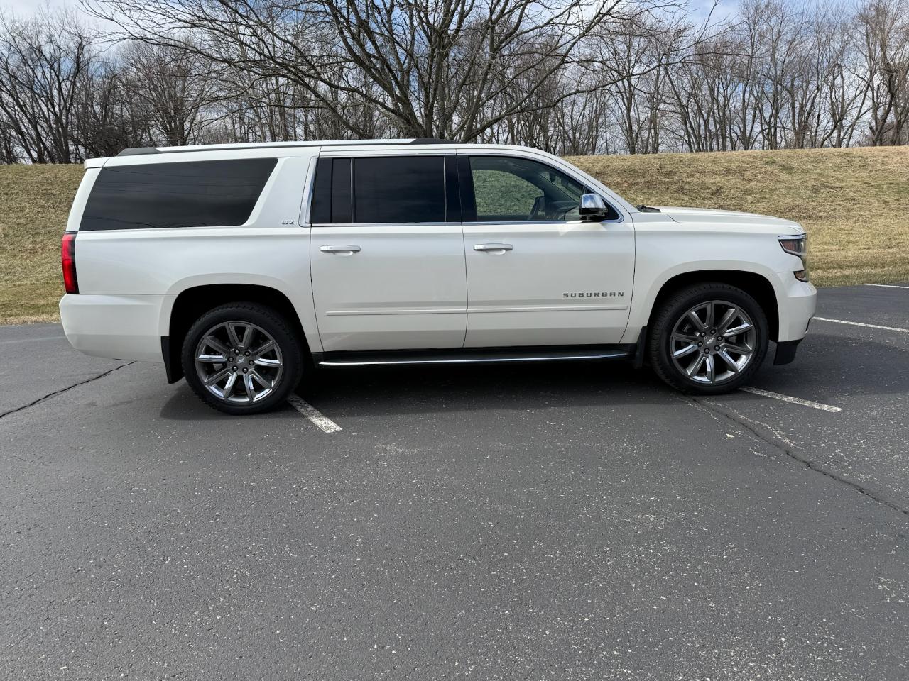 Chevrolet Suburban LTZ 1500 4WD 2015
