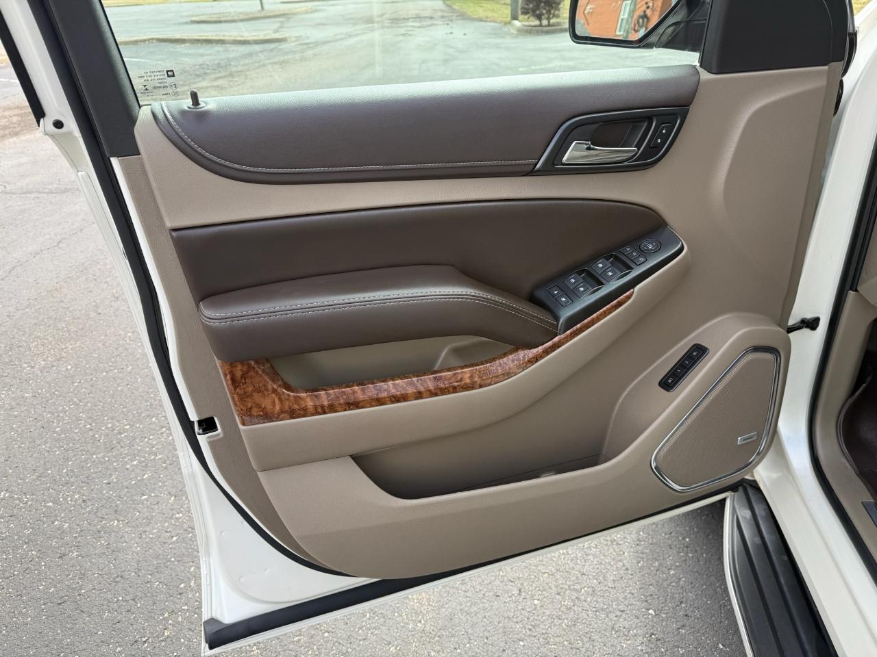 Chevrolet Suburban LTZ 1500 4WD 2015