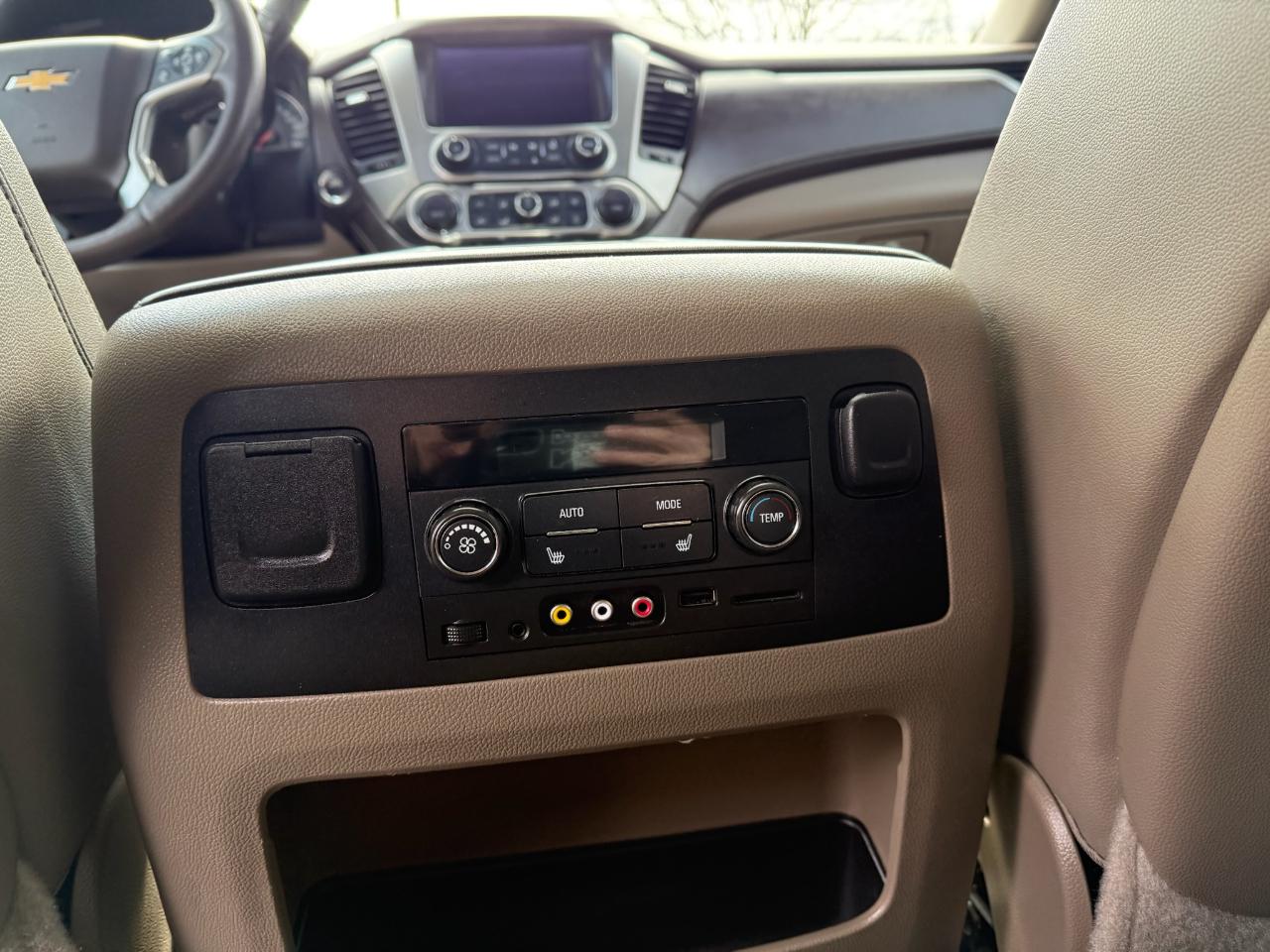 Chevrolet Suburban LTZ 1500 4WD 2015