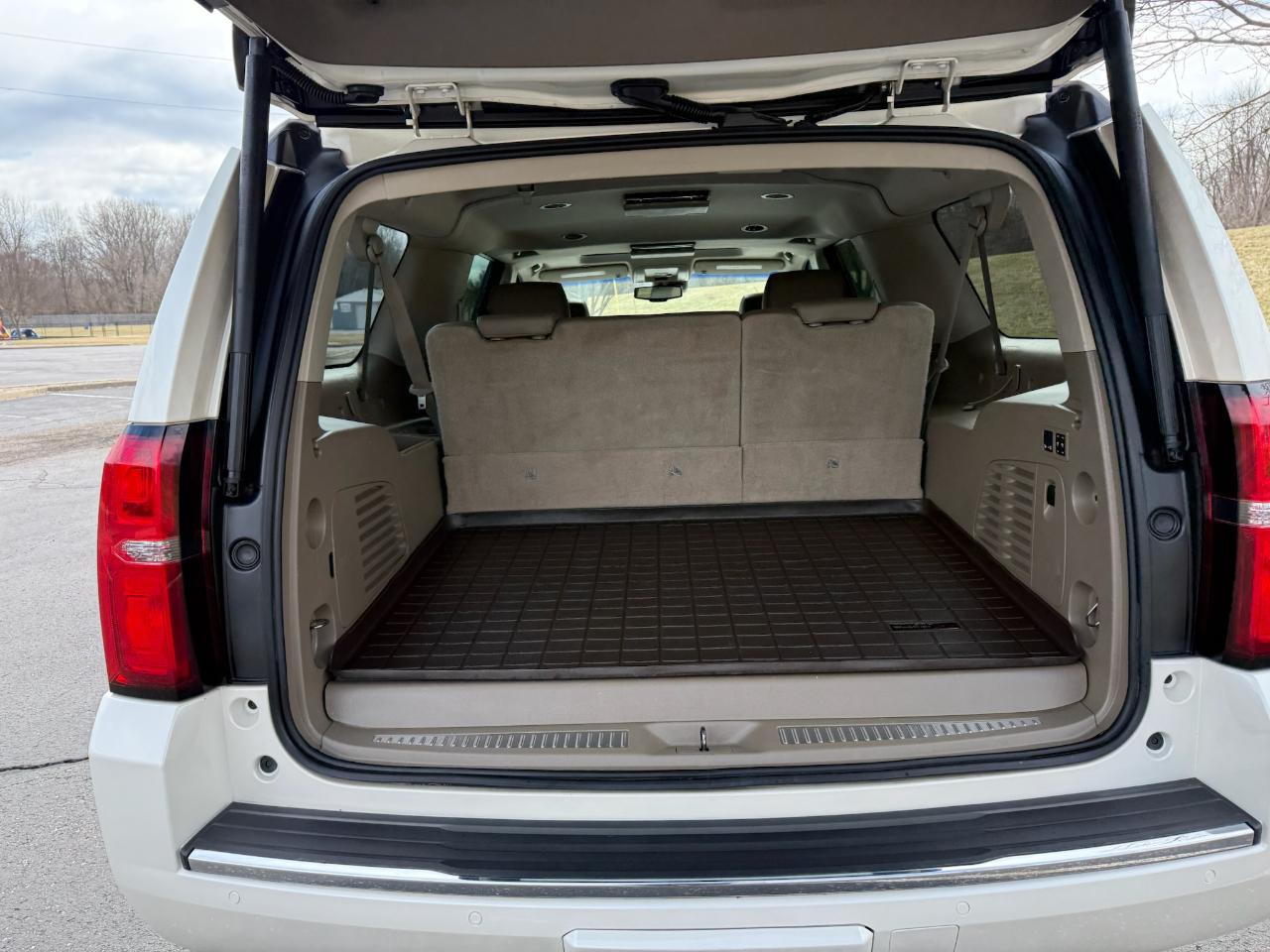 Chevrolet Suburban LTZ 1500 4WD 2015