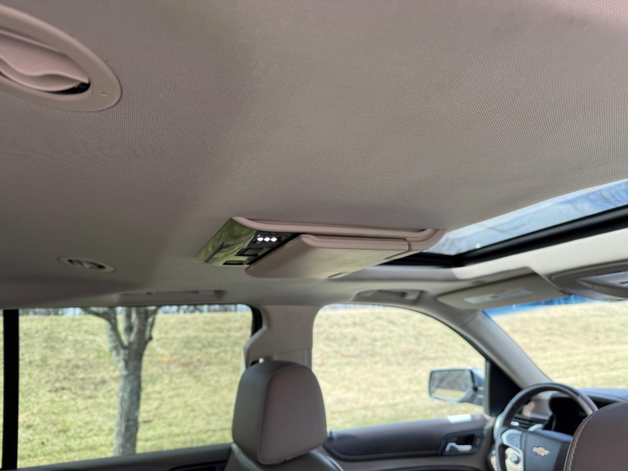 Chevrolet Suburban LTZ 1500 4WD 2015