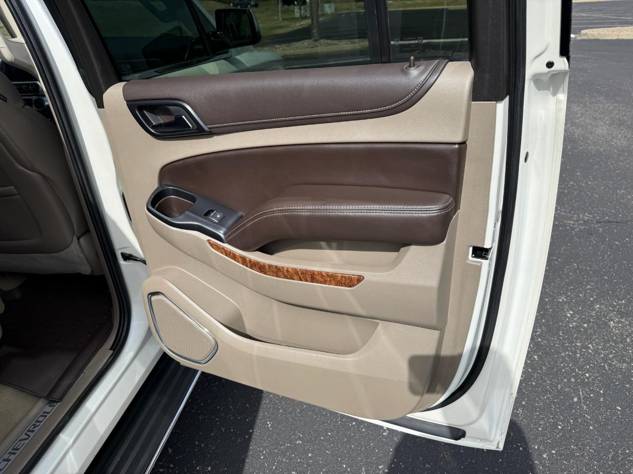 Chevrolet Suburban LTZ 1500 4WD 2015