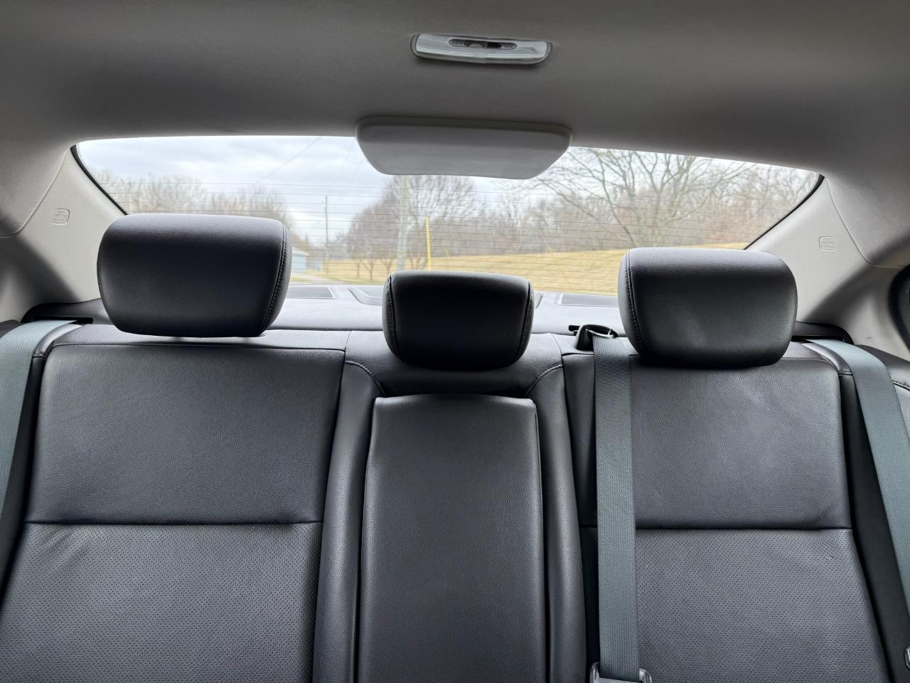 Acura ILX 4dr Sdn 2.0L Premium Pkg 2013