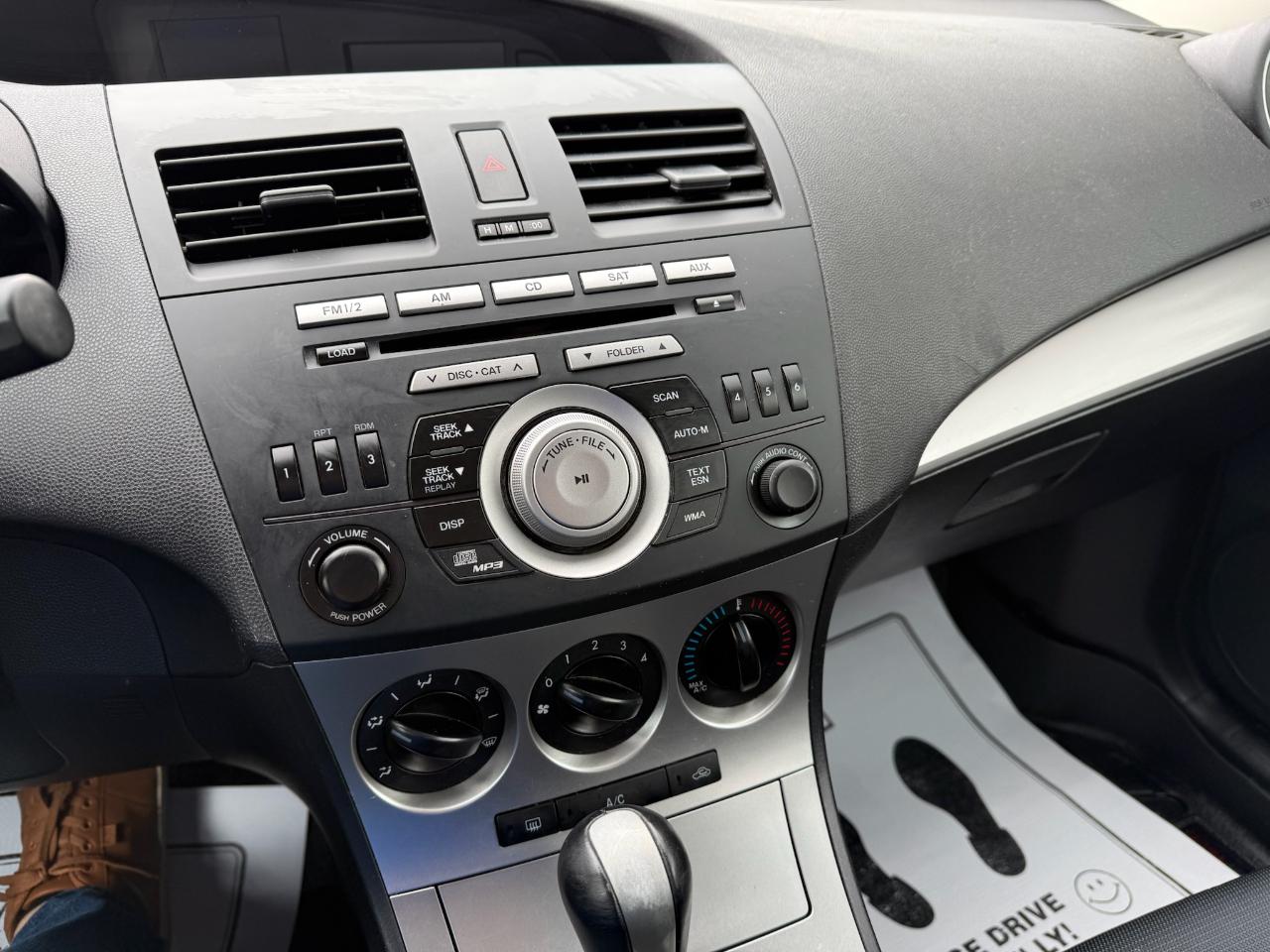 Mazda MAZDA3 s Sport 5-Door 2010