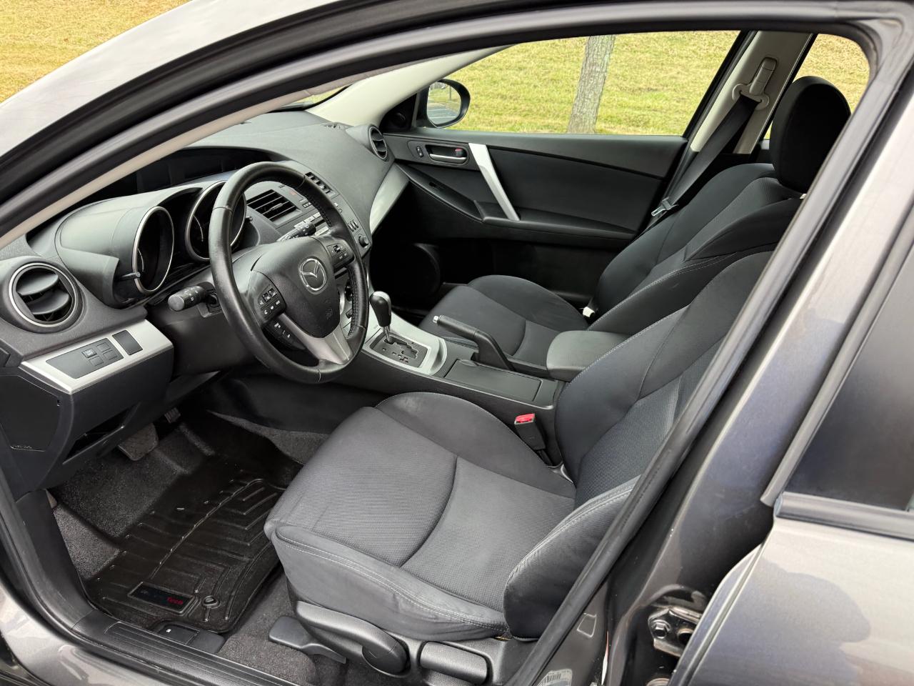 Mazda MAZDA3 s Sport 5-Door 2010