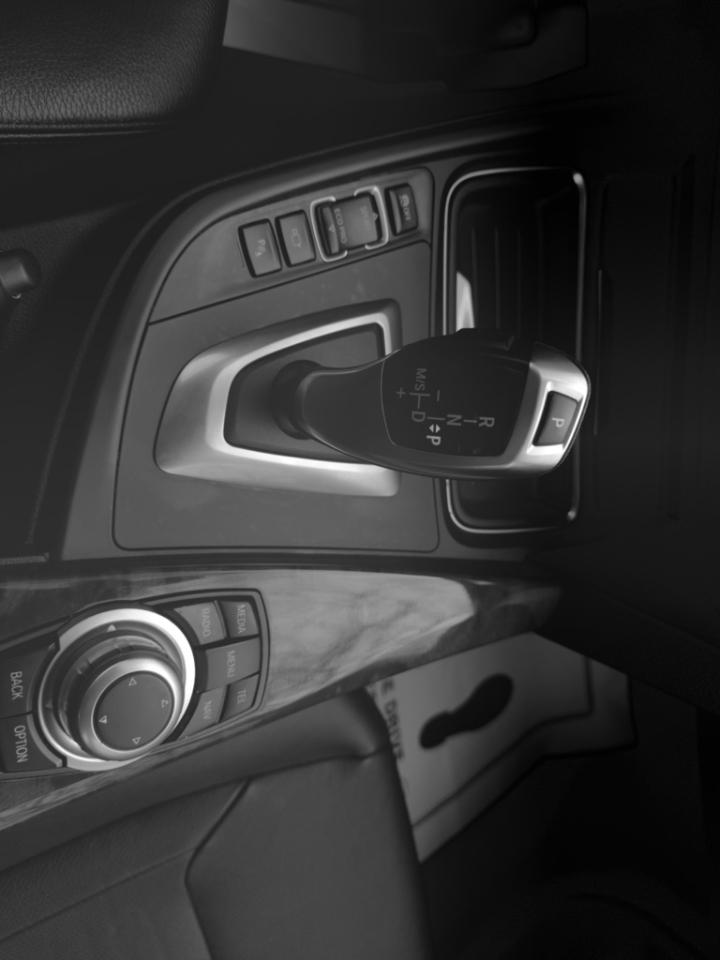 BMW 3-Series 328i xDrive Sedan 2013