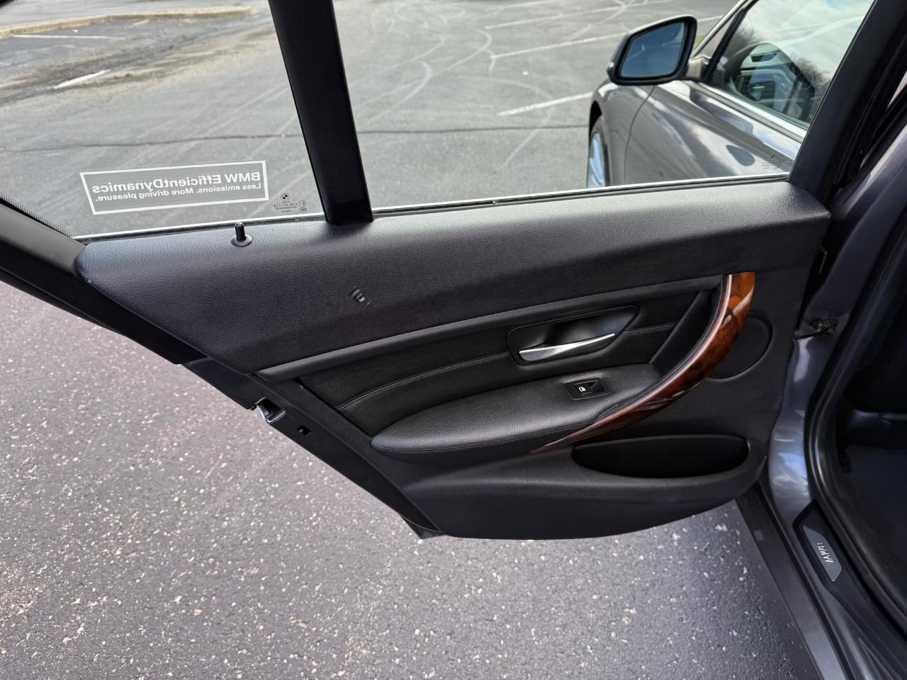 BMW 3-Series 328i xDrive Sedan 2013