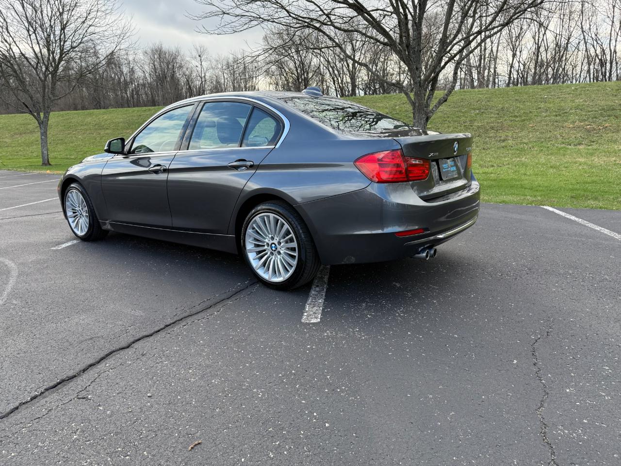 BMW 3-Series 328i xDrive Sedan 2013