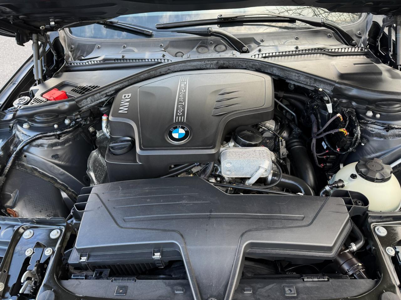 BMW 3-Series 328i xDrive Sedan 2013