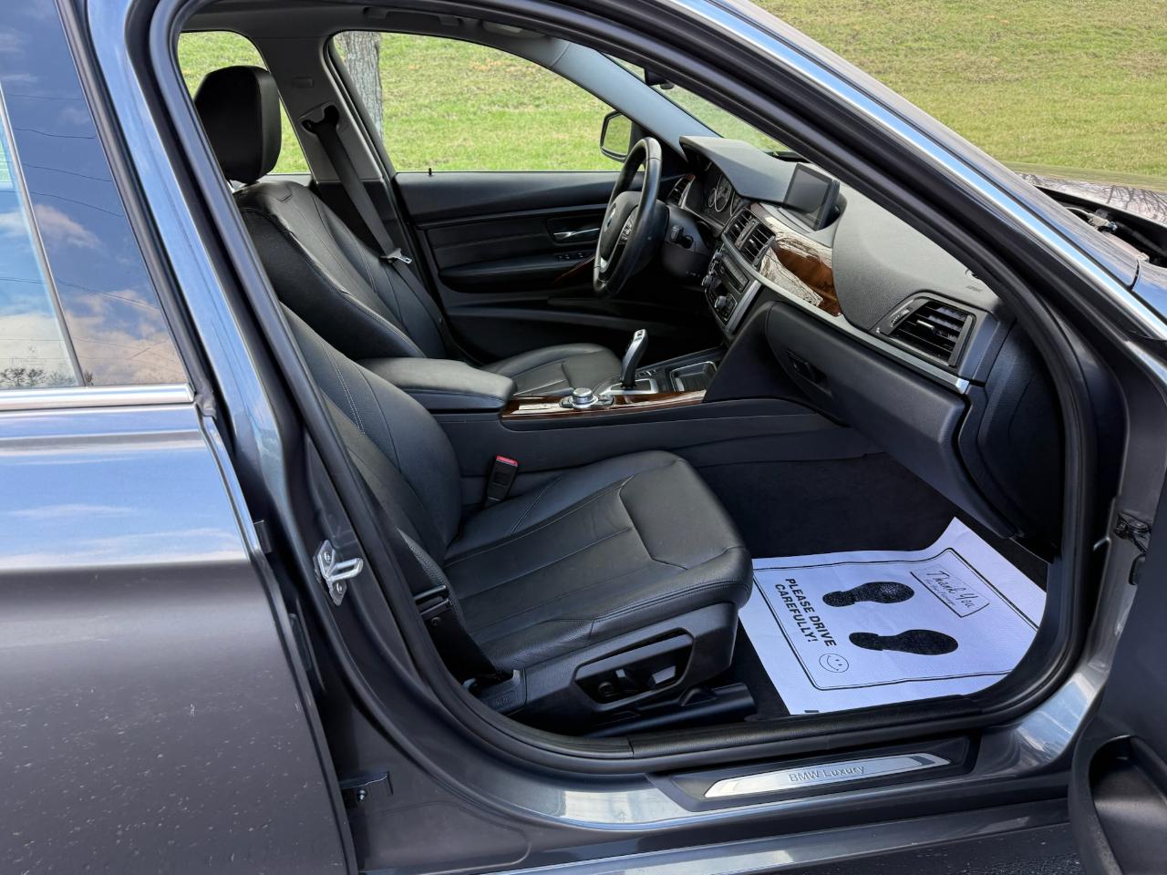 BMW 3-Series 328i xDrive Sedan 2013