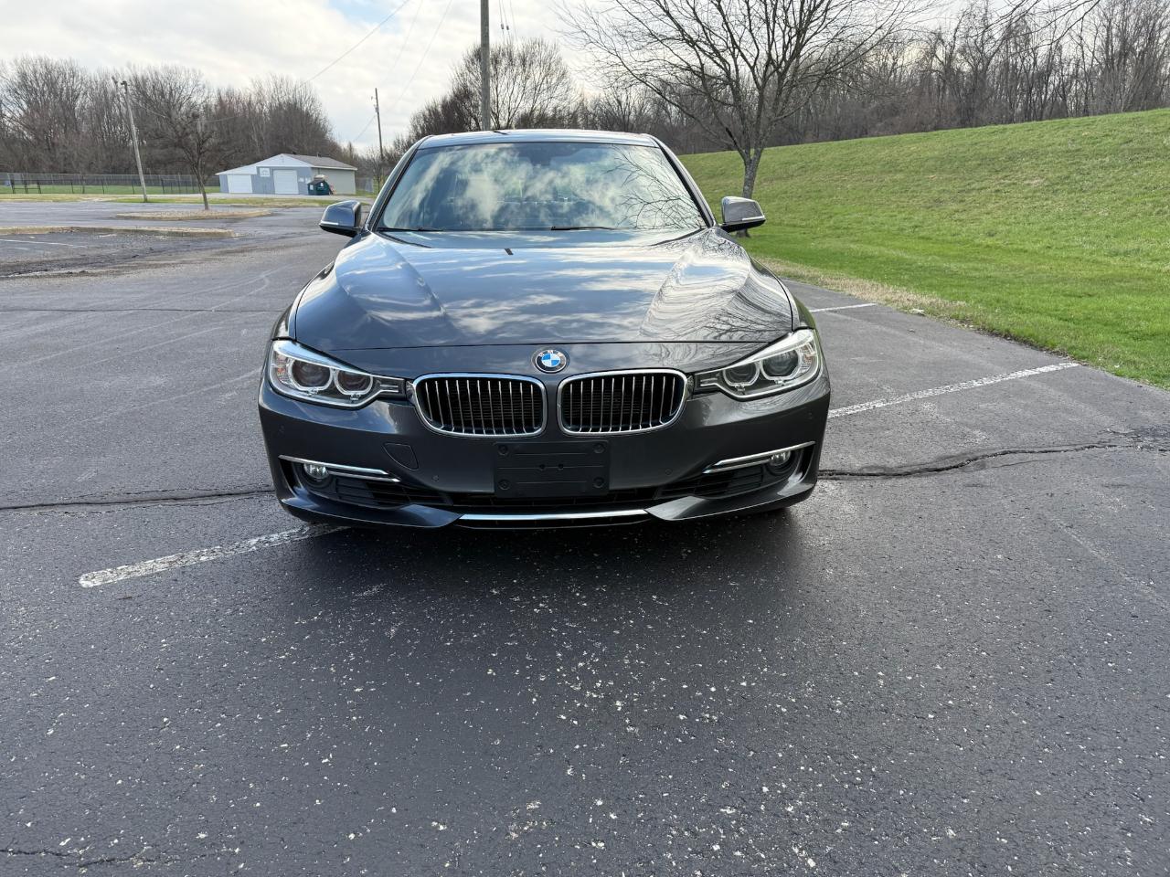 BMW 3-Series 328i xDrive Sedan 2013