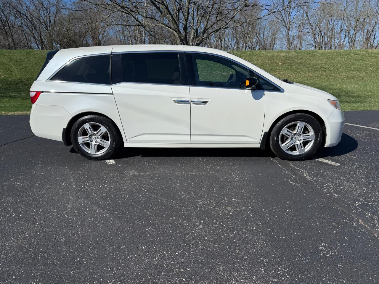 Honda Odyssey Touring 2013
